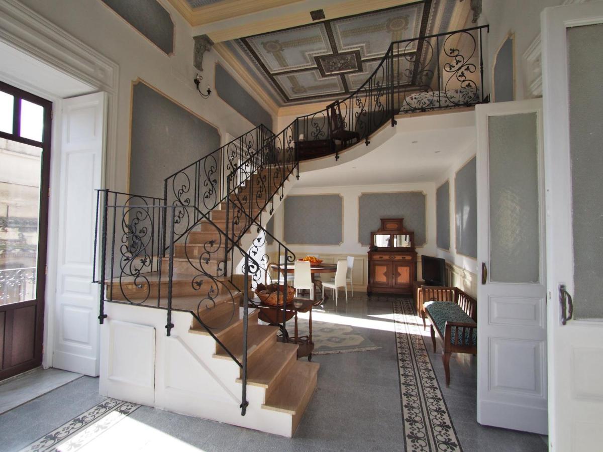 CASA FELICE nel centro storico, tra Etna e mare Appartamento Catania Esterno foto