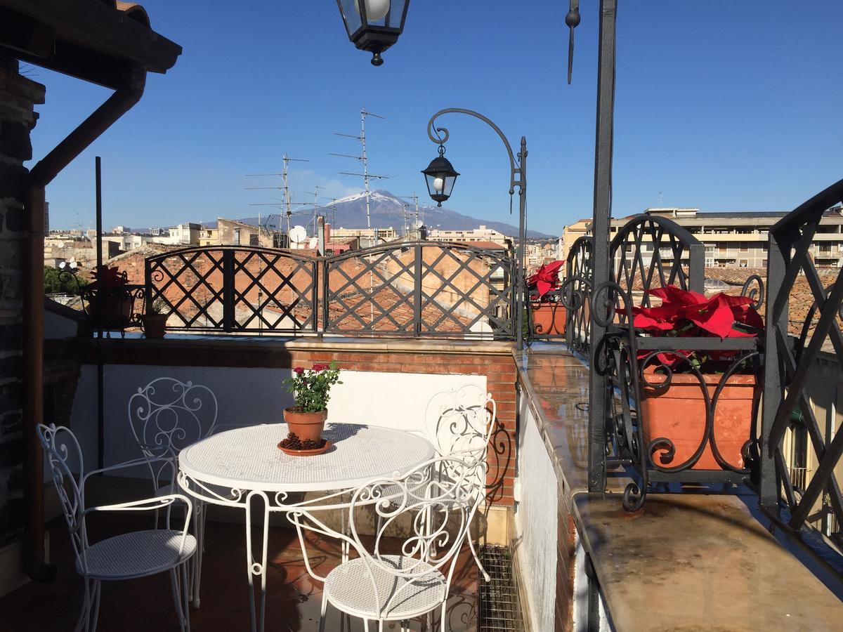 CASA FELICE nel centro storico, tra Etna e mare Appartamento Catania Esterno foto